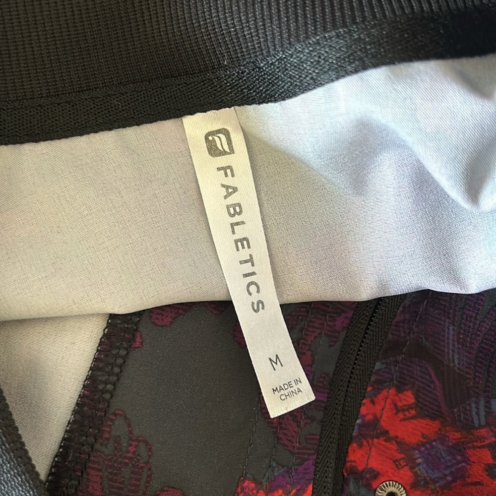 Fabletics Ithaca Jacket Romantic Print Purple Red… - image 7